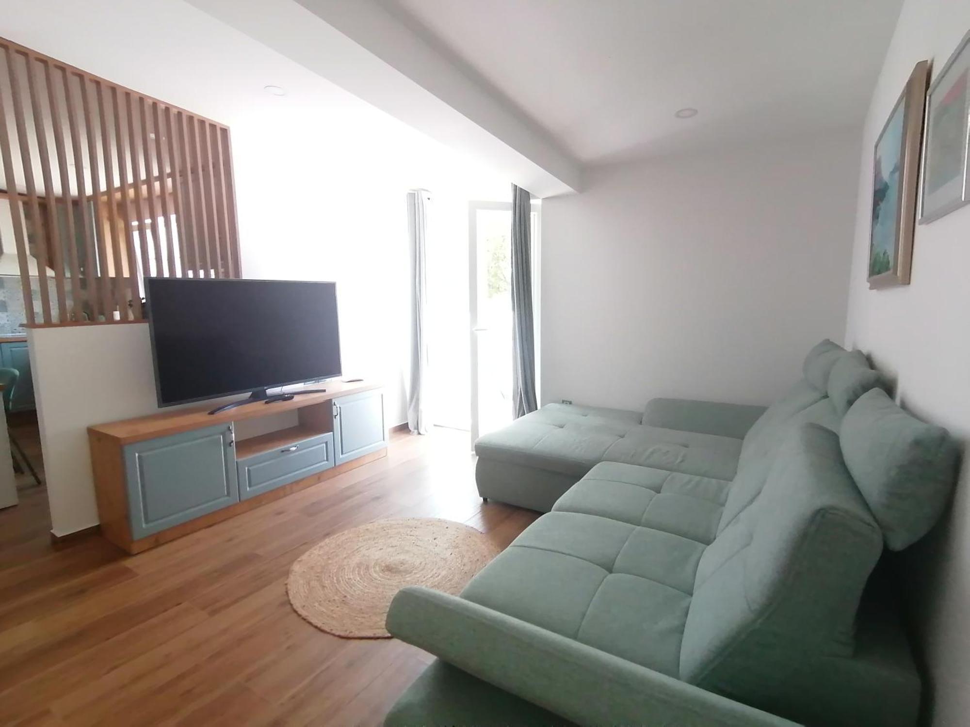 Apartmani Mares - 20 M From The Beach Brela Kültér fotó