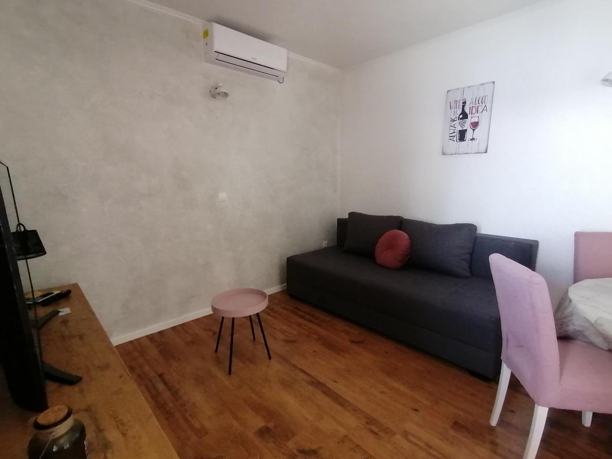 Apartmani Mares - 20 M From The Beach Brela Szoba fotó
